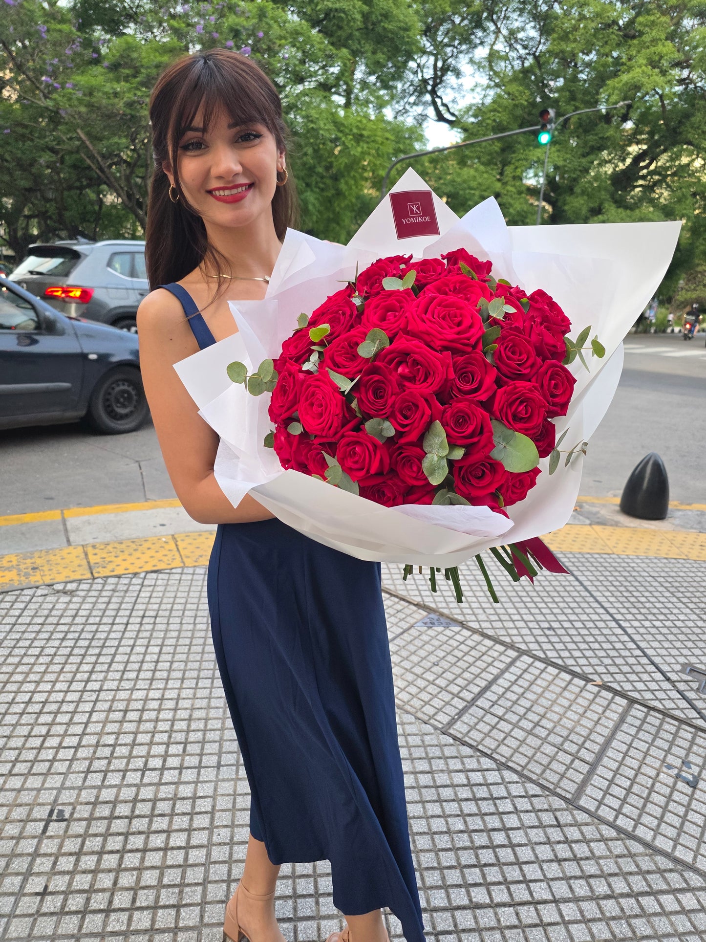 Bouquet Carmesí Clasico x50 rosas XL