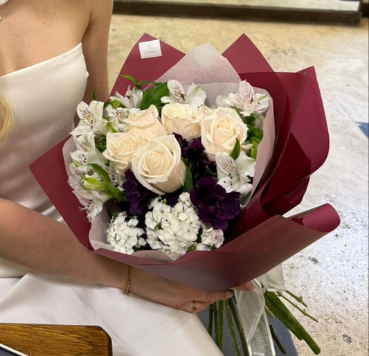 Bouquet de Rosas y Astromelias