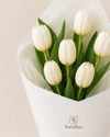 Ramo de 6 tulipanes YomiKoe con follaje natural y envoltorio boutique