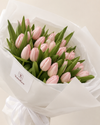 Ramo XL de 30 tulipanes YomiKoe con envoltorio boutique