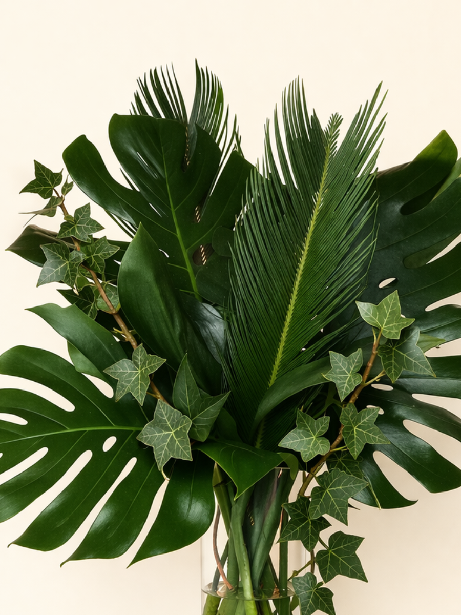 Selva — Arreglo de Verdes y Follaje para Florero